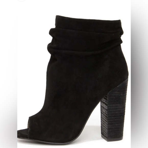 Lulus Boutique Booties in Kisten Cavallari - Picture 2 of 3